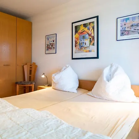 Ferienwohnpark Zwei-zimmer-apartment 55 14 Apartment Immenstaad am Bodensee
