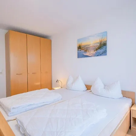 Ferienwohnpark Zwei-zimmer-apartment 55 14 * Immenstaad am Bodensee